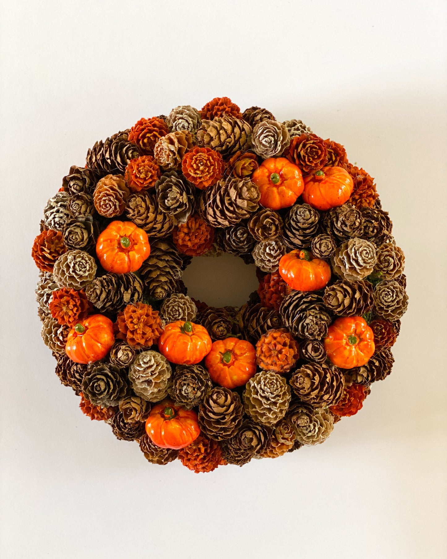 Csupa tök kopogtató kicsi