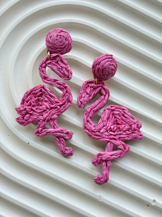 Raffia fülbevaló - pink flamingó