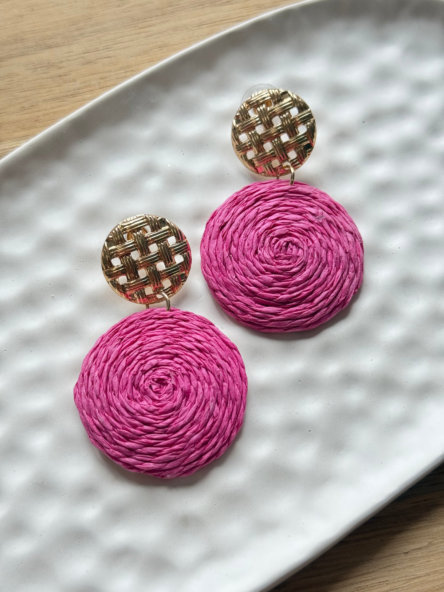 Raffia fülbevaló - pink kör