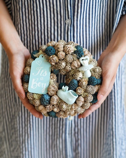 It’s a boy kopogtató kicsi