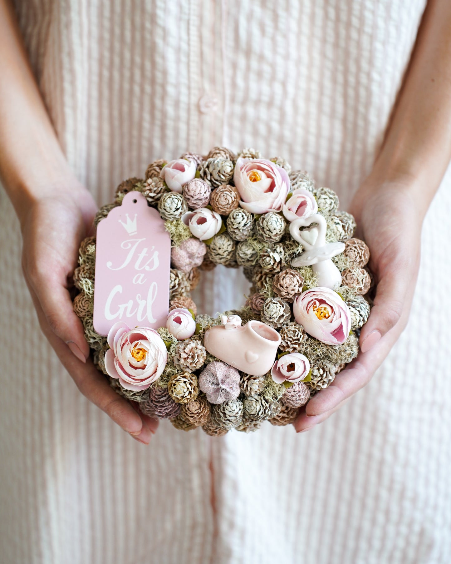 It’s a girl kopogtató kicsi