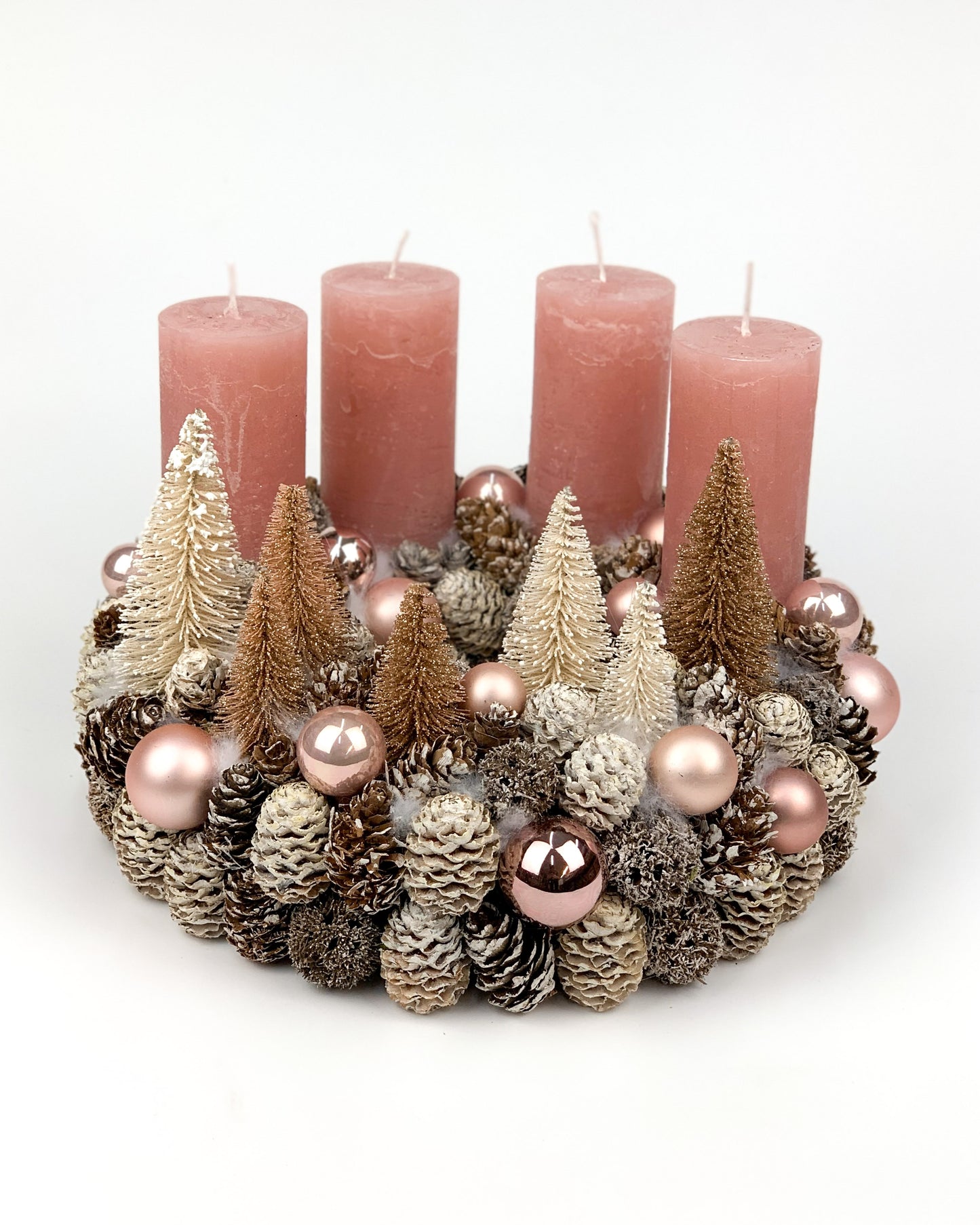 Fenyős adventi koszorú rose gold-krém